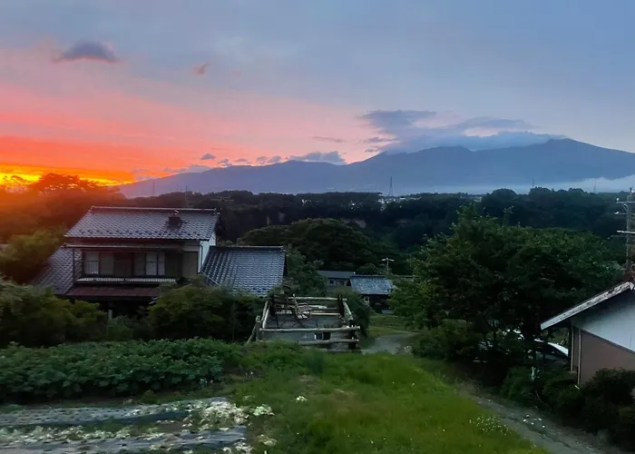 Asama Vista Quiet Home With View, Foreign Hosts